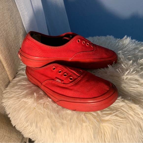 Vans - Picture 6 of 6